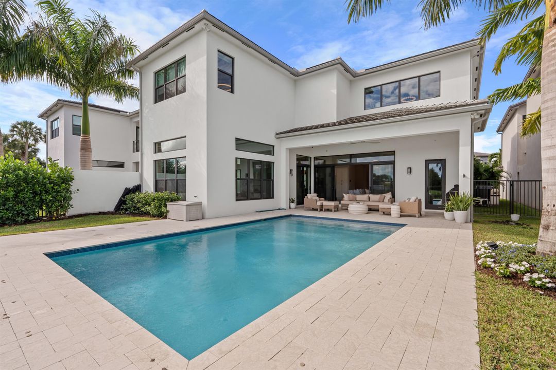 En Venta: $3,500,000 (6 camas, 7 baños, 5799 Pies cuadrados)