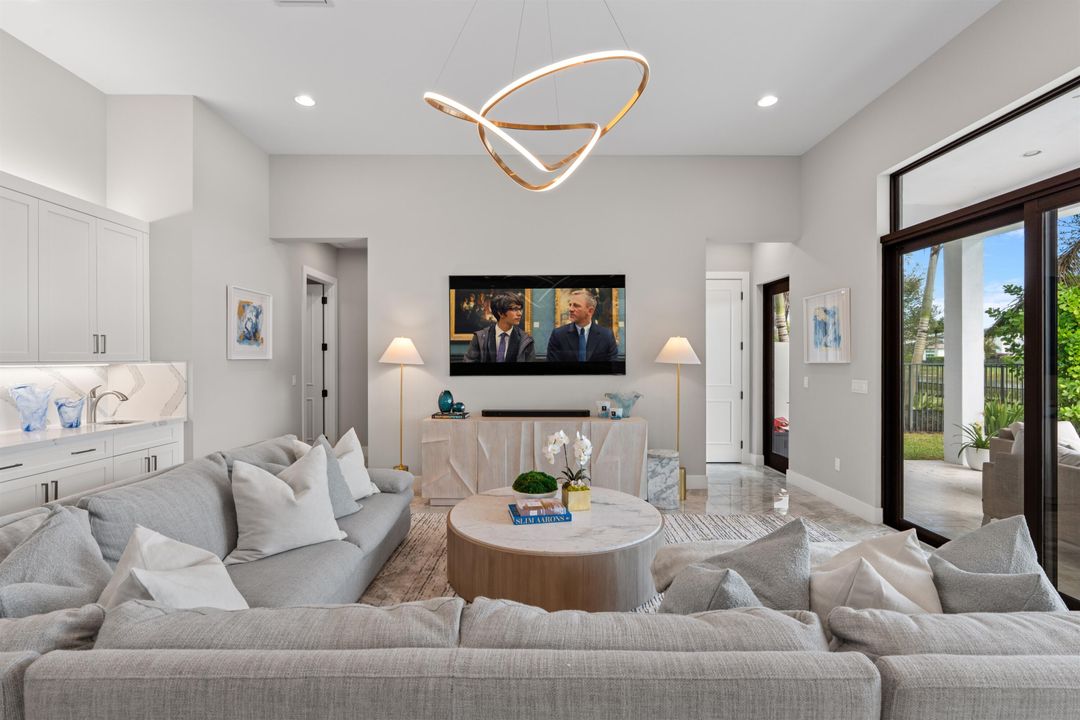 En Venta: $3,500,000 (6 camas, 7 baños, 5799 Pies cuadrados)