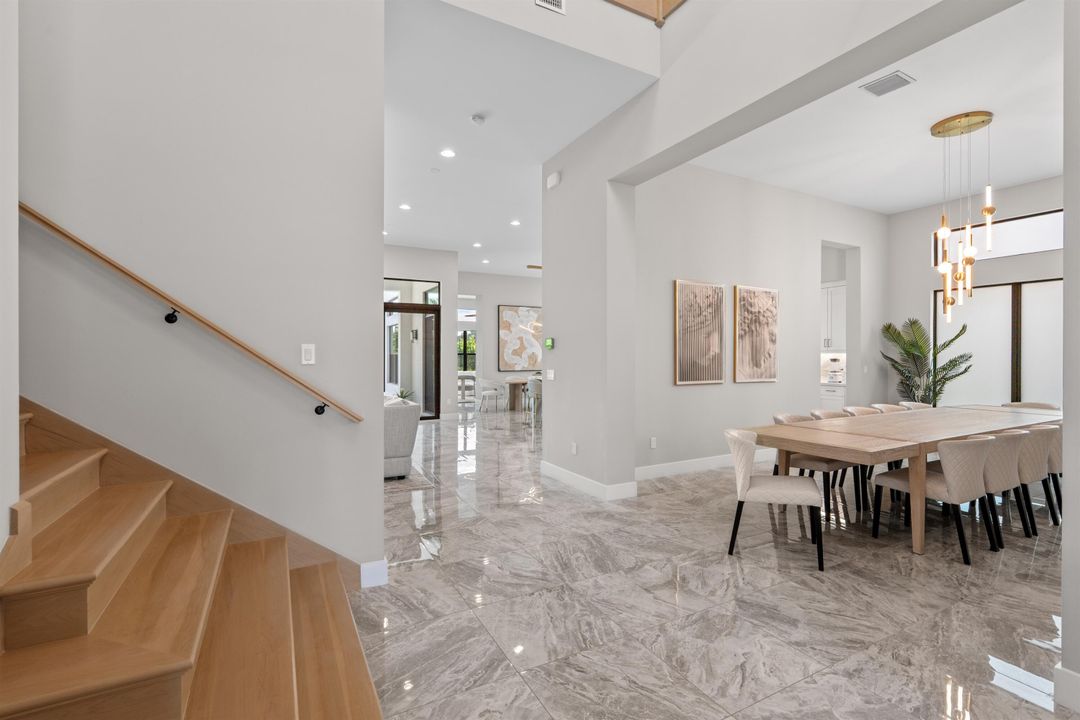 En Venta: $3,500,000 (6 camas, 7 baños, 5799 Pies cuadrados)