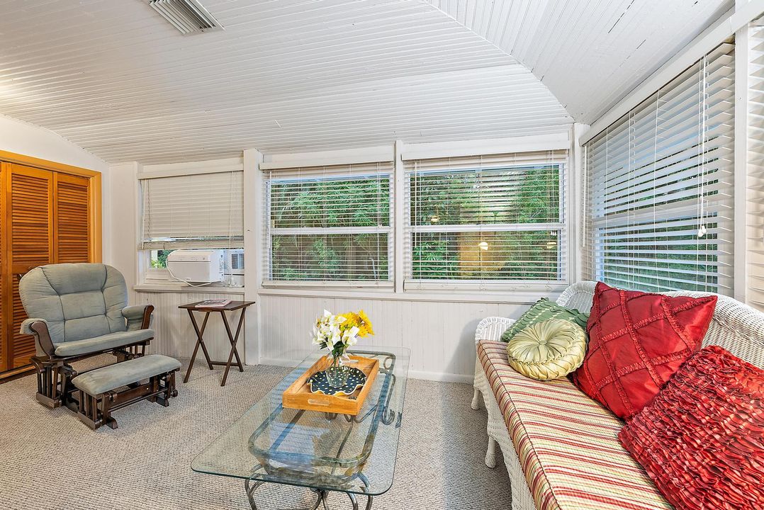 En Venta: $1,500,000 (3 camas, 2 baños, 1852 Pies cuadrados)