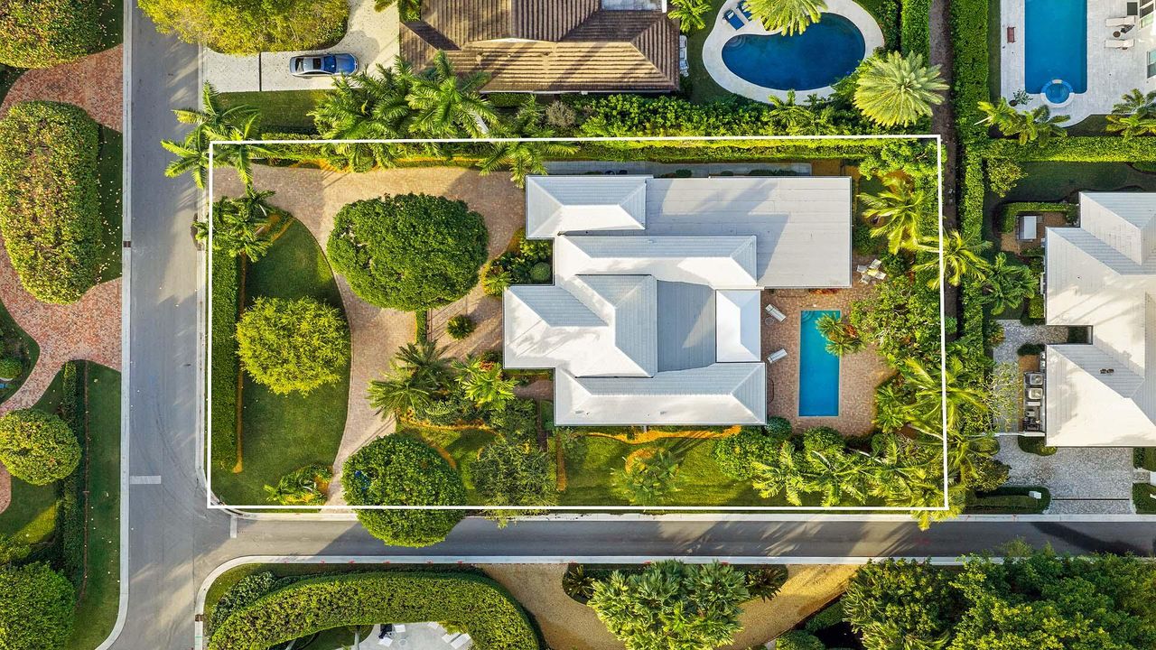 For Sale: $4,999,500 (4 beds, 3 baths, 3080 Square Feet)