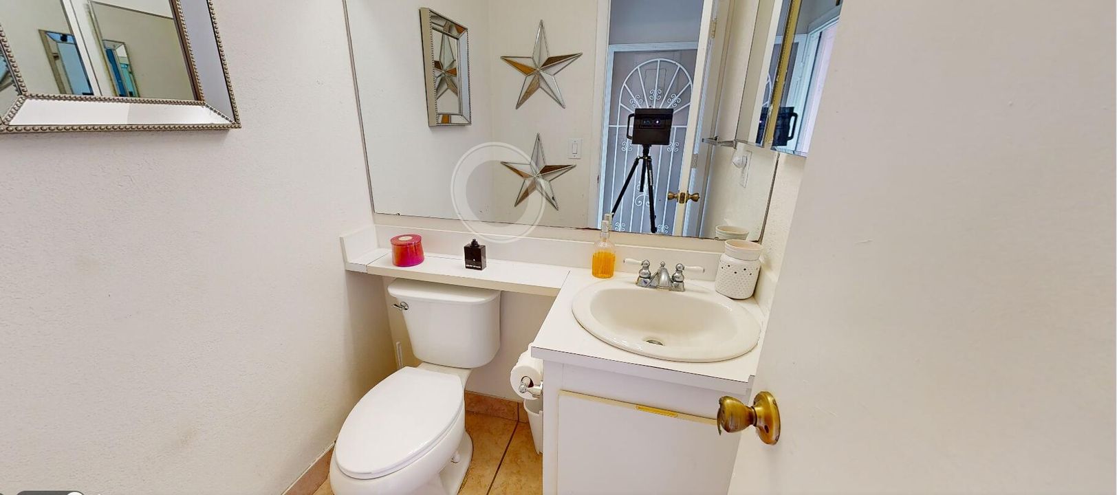 For Sale: $295,000 (2 beds, 2 baths, 1195 Square Feet)