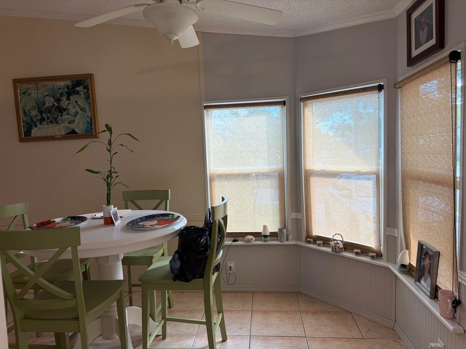 На продажу: $36,000 (2 спален, 2 ванн, 960 Квадратных фут)