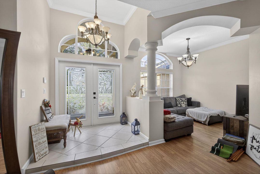 For Rent: $3,750 (3 beds, 2 baths, 1650 Square Feet)