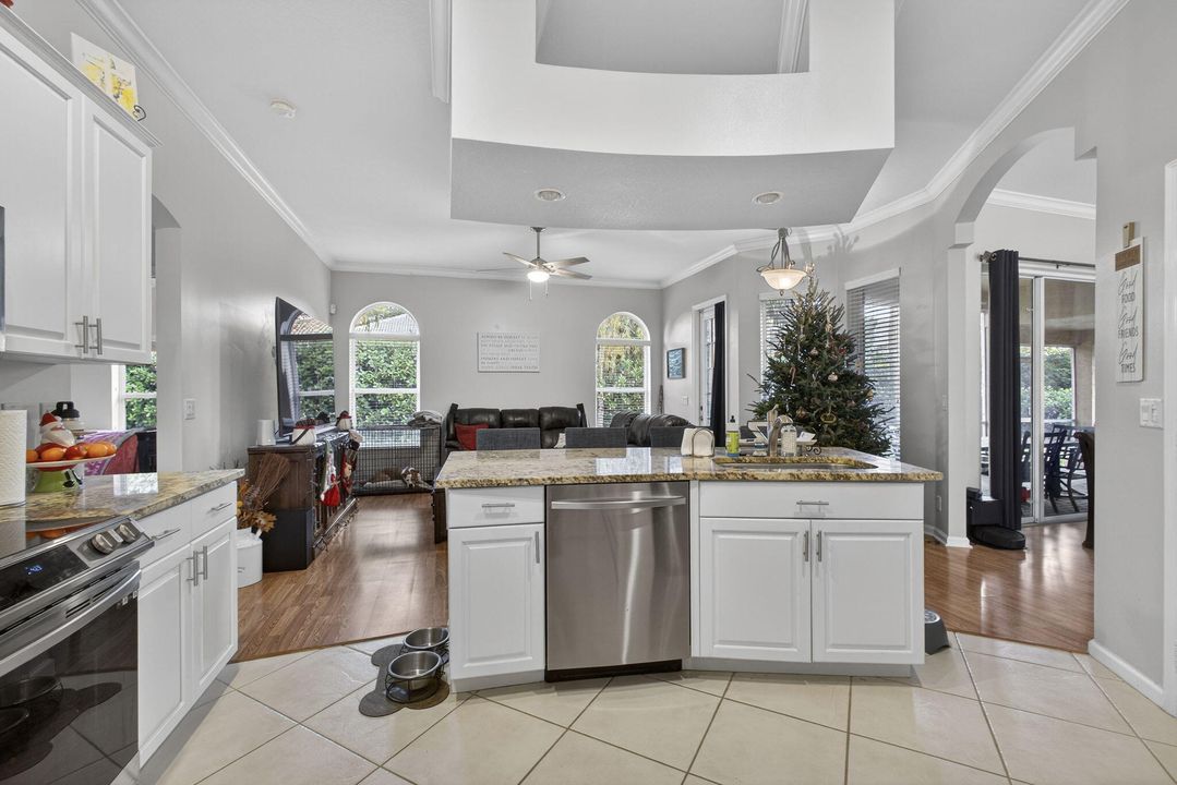 For Rent: $3,750 (3 beds, 2 baths, 1650 Square Feet)