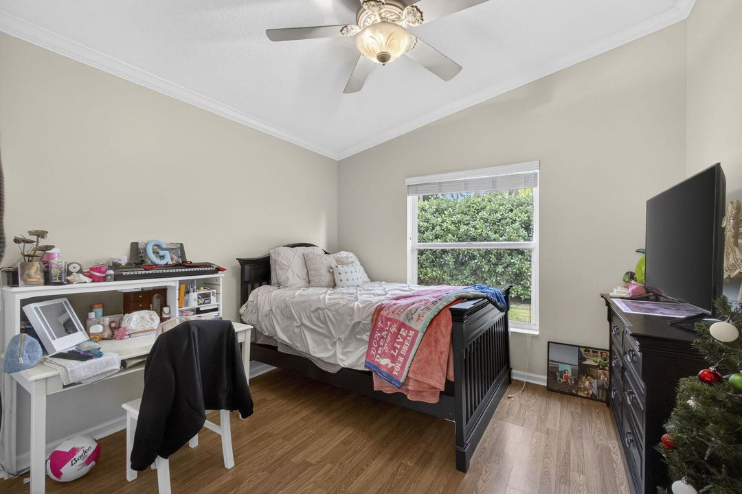 For Rent: $3,750 (3 beds, 2 baths, 1650 Square Feet)