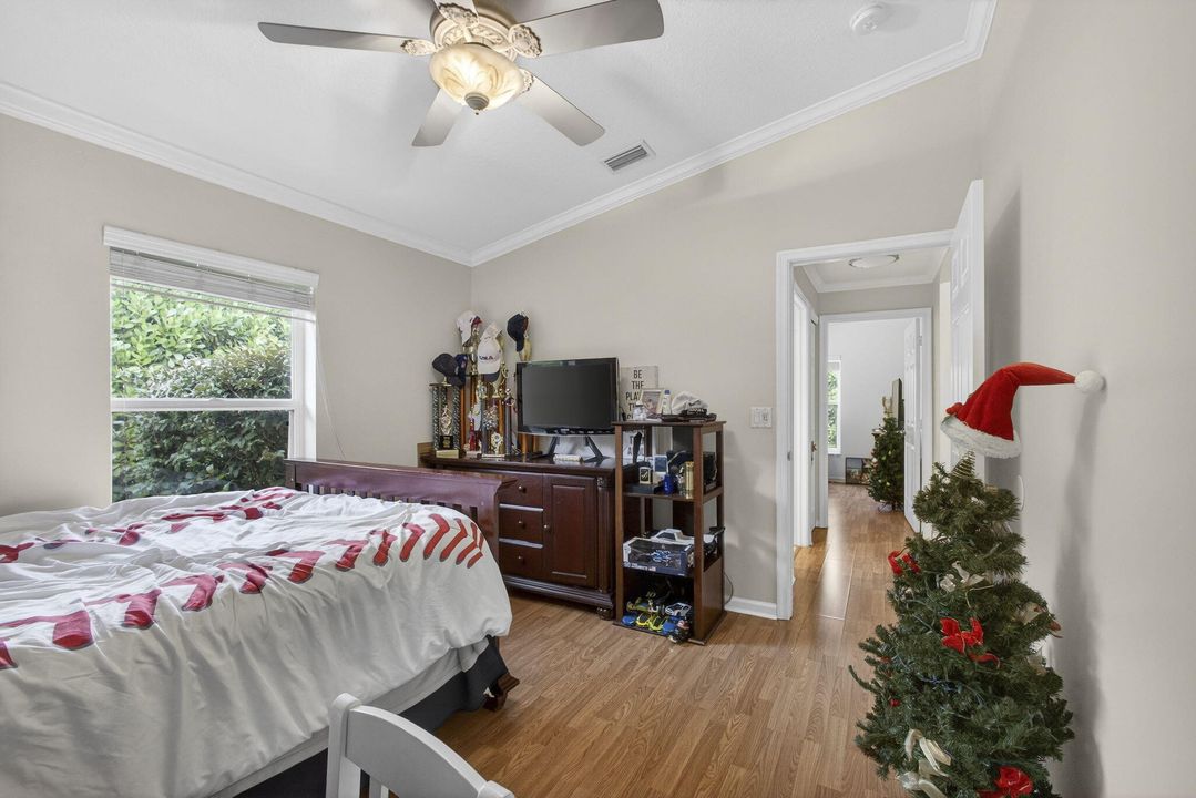 For Rent: $3,750 (3 beds, 2 baths, 1650 Square Feet)