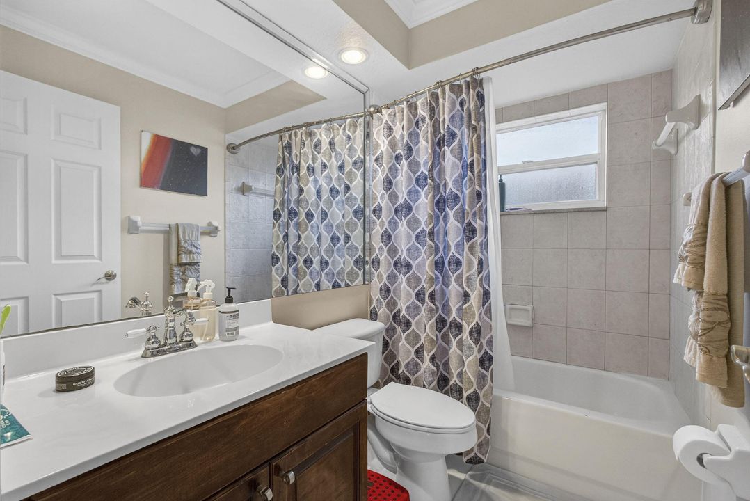 For Rent: $3,750 (3 beds, 2 baths, 1650 Square Feet)