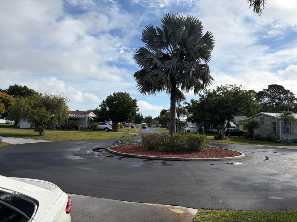 На продажу: $36,000 (2 спален, 2 ванн, 960 Квадратных фут)