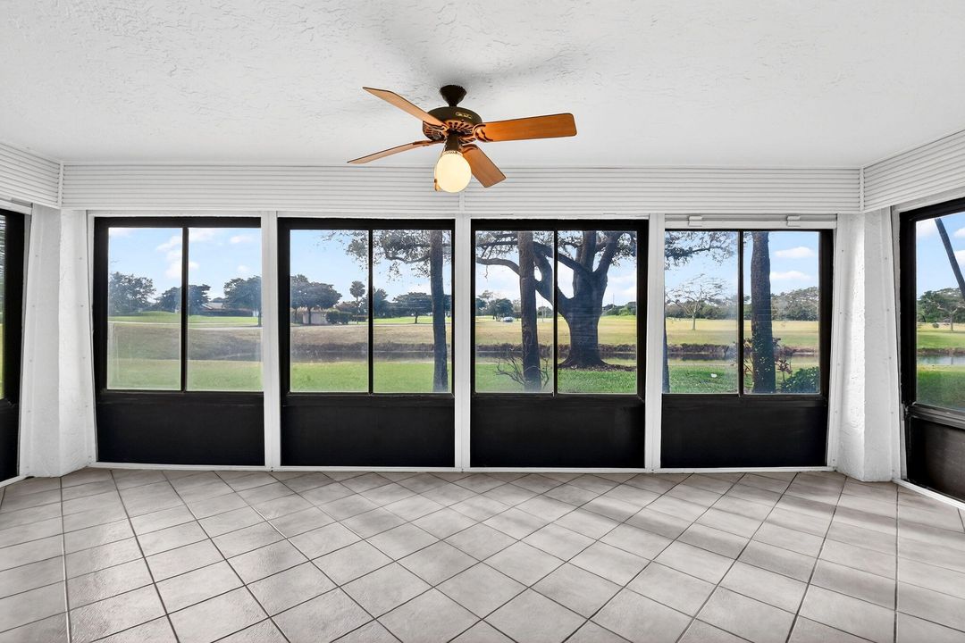 For Sale: $210,000 (2 beds, 2 baths, 1424 Square Feet)