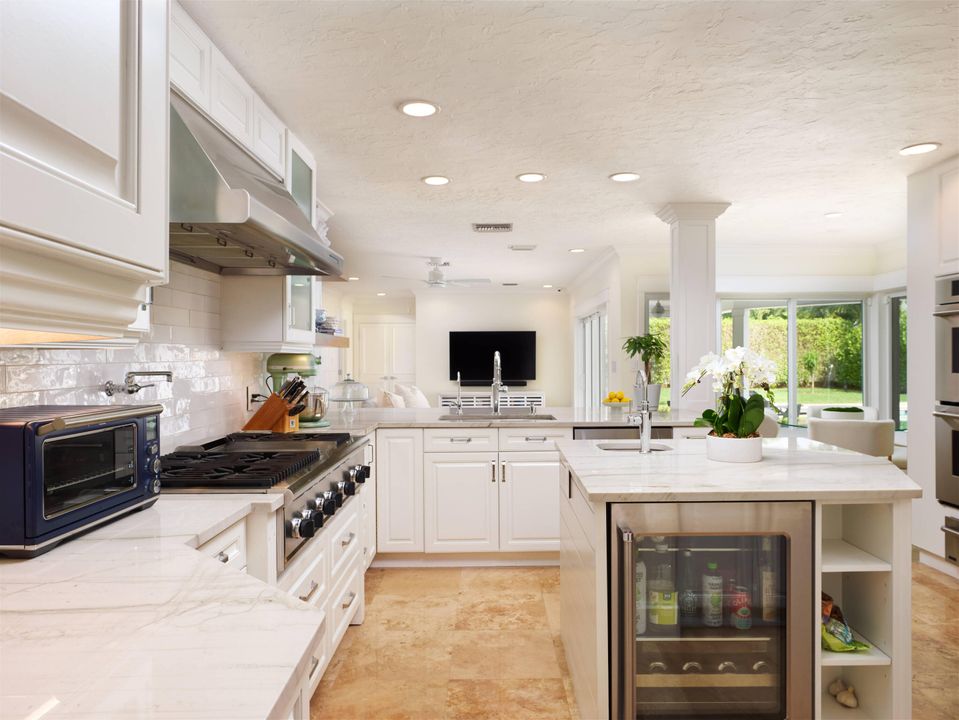 En Venta: $3,395,000 (5 camas, 3 baños, 3126 Pies cuadrados)