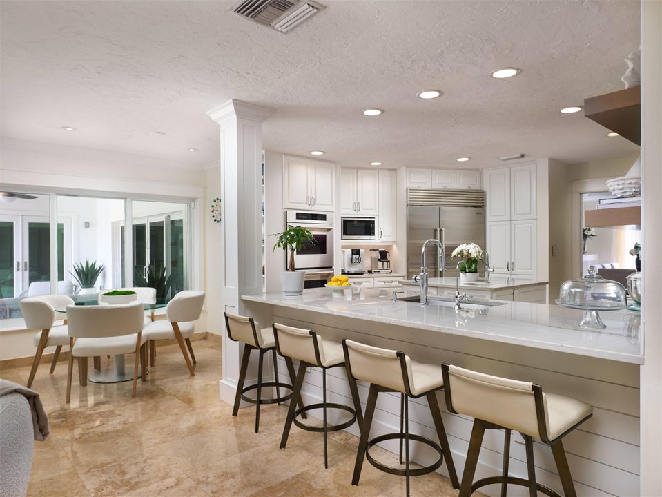 En Venta: $3,395,000 (5 camas, 3 baños, 3126 Pies cuadrados)