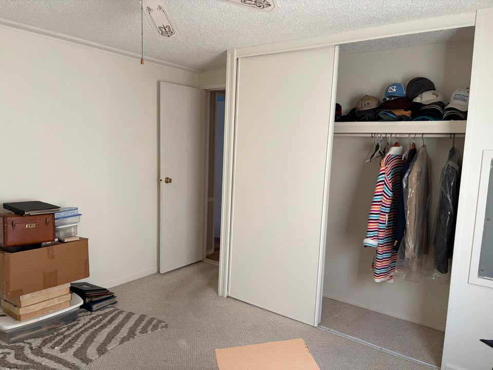 На продажу: $36,000 (2 спален, 2 ванн, 960 Квадратных фут)