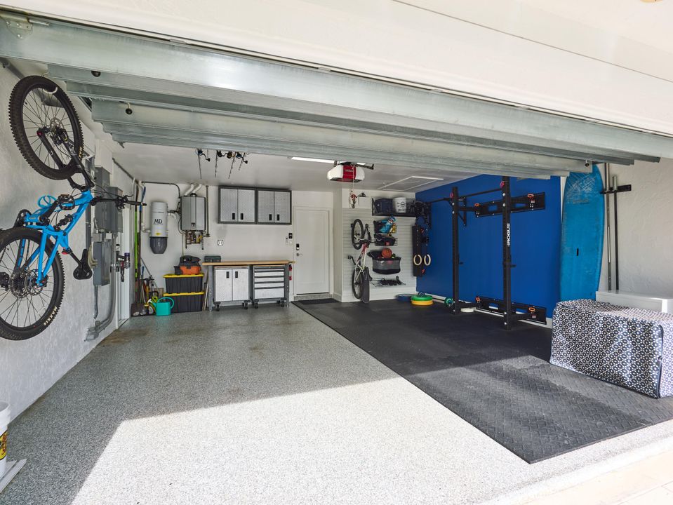 En Venta: $3,395,000 (5 camas, 3 baños, 3126 Pies cuadrados)