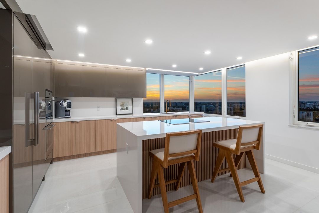 For Sale: $2,495,000 (2 beds, 2 baths, 1488 Square Feet)