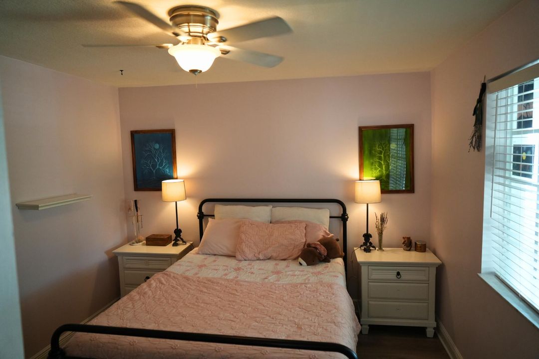 For Rent: $3,200 (4 beds, 2 baths, 2456 Square Feet)