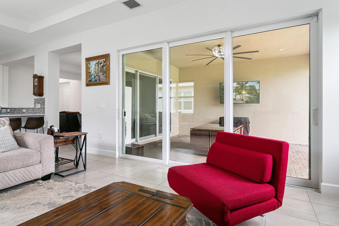 For Sale: $739,900 (3 beds, 3 baths, 2770 Square Feet)