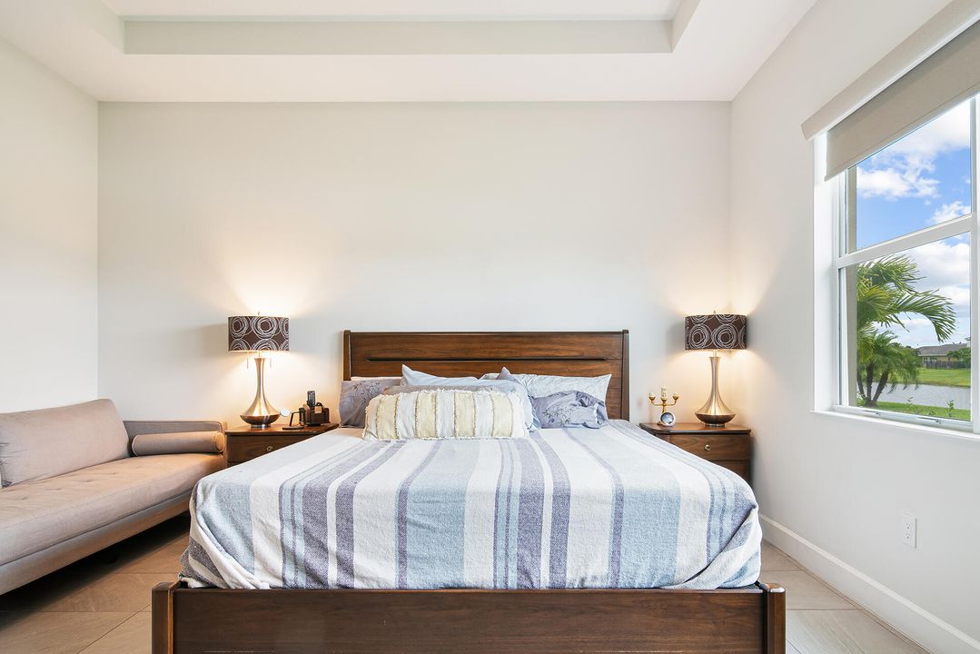 For Sale: $739,900 (3 beds, 3 baths, 2770 Square Feet)