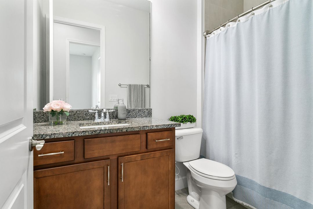 For Sale: $739,900 (3 beds, 3 baths, 2770 Square Feet)