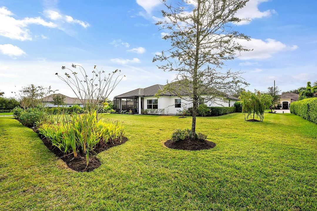 For Sale: $729,000 (3 beds, 2 baths, 2621 Square Feet)