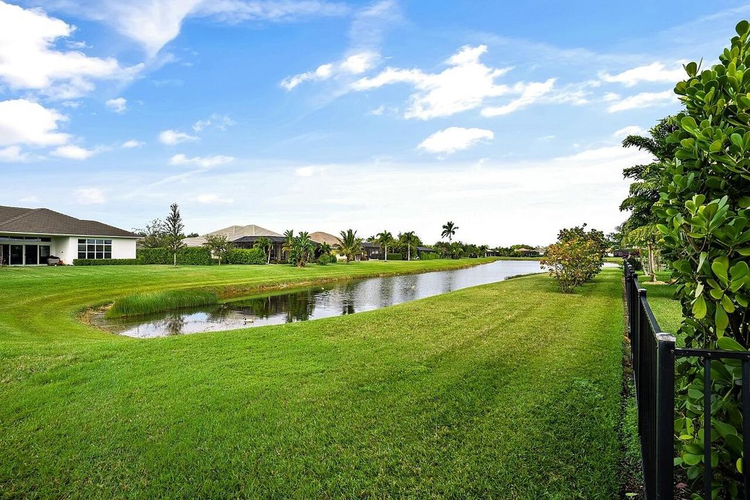 For Sale: $729,000 (3 beds, 2 baths, 2621 Square Feet)