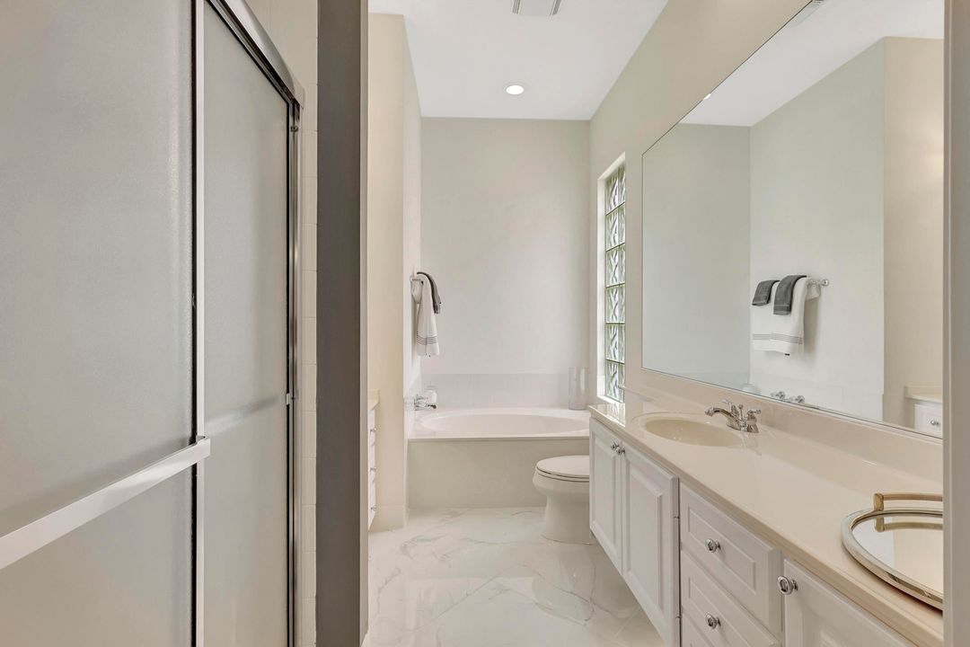 For Rent: $3,300 (3 beds, 3 baths, 2487 Square Feet)