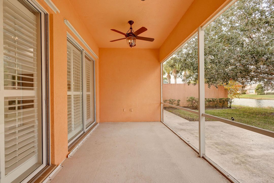 For Rent: $3,300 (3 beds, 3 baths, 2487 Square Feet)