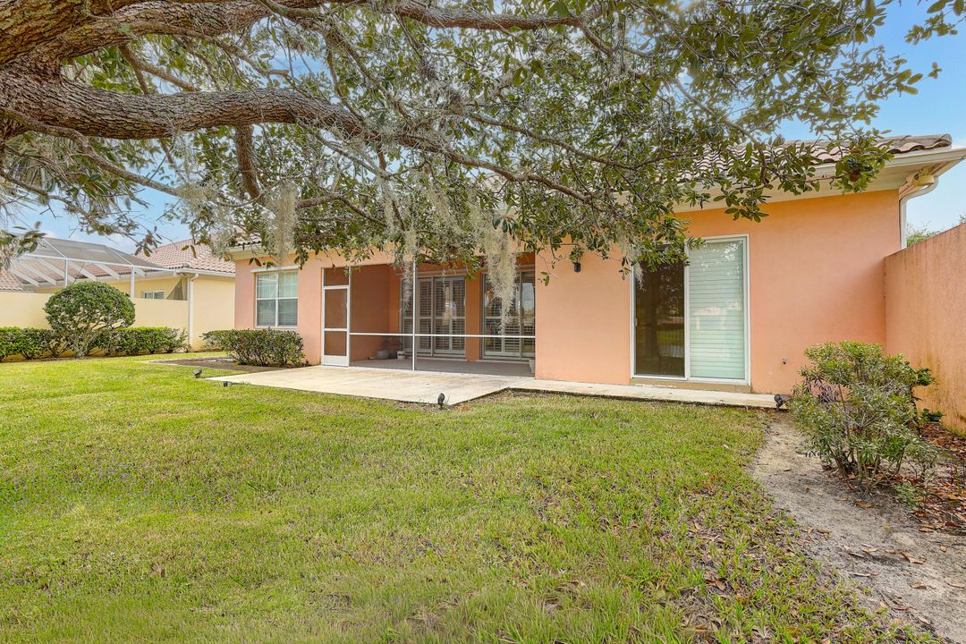 For Rent: $3,300 (3 beds, 3 baths, 2487 Square Feet)