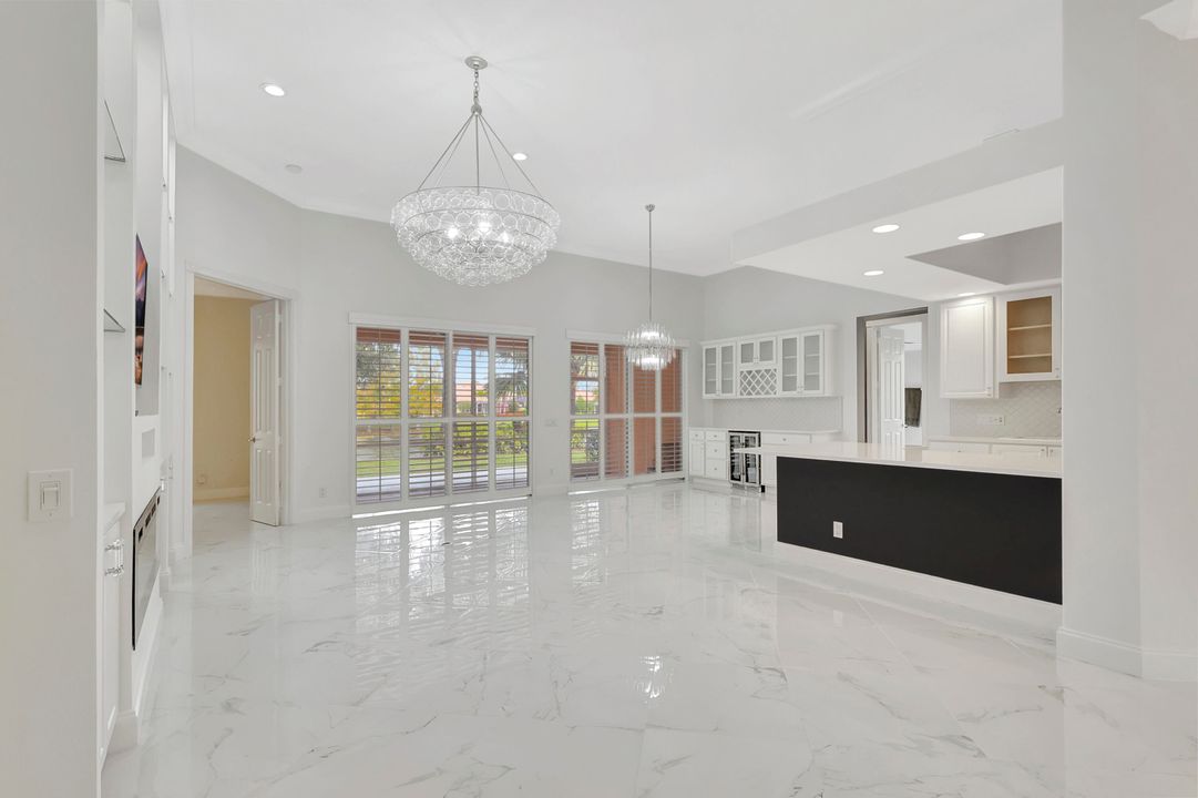 For Rent: $3,300 (3 beds, 3 baths, 2487 Square Feet)