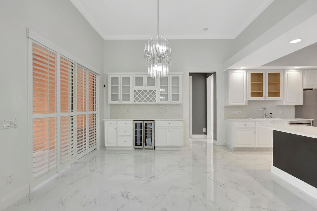 For Rent: $3,300 (3 beds, 3 baths, 2487 Square Feet)