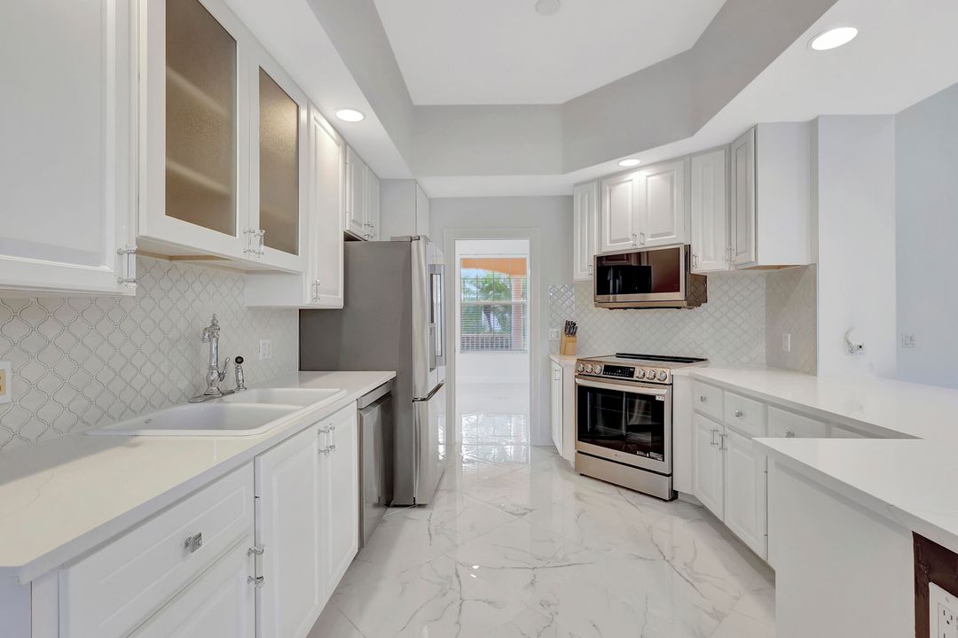 For Rent: $3,300 (3 beds, 3 baths, 2487 Square Feet)