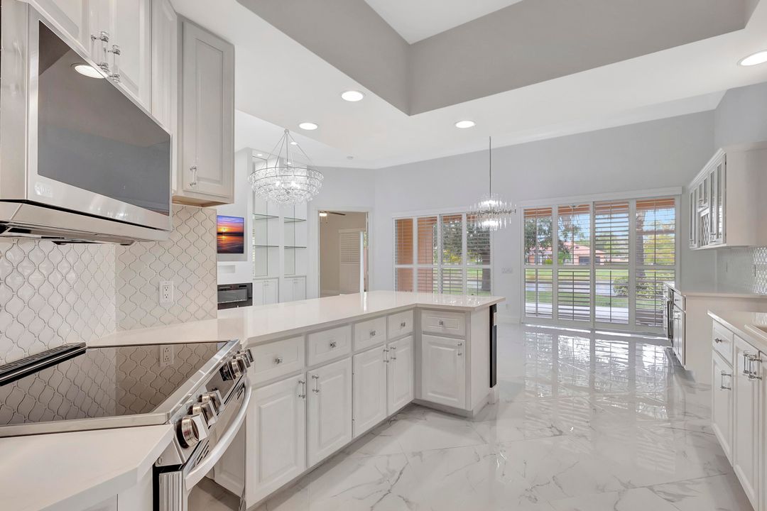 For Rent: $3,300 (3 beds, 3 baths, 2487 Square Feet)