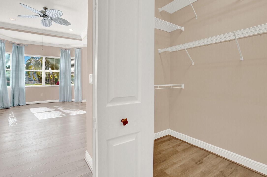 For Sale: $695,000 (4 beds, 2 baths, 2287 Square Feet)