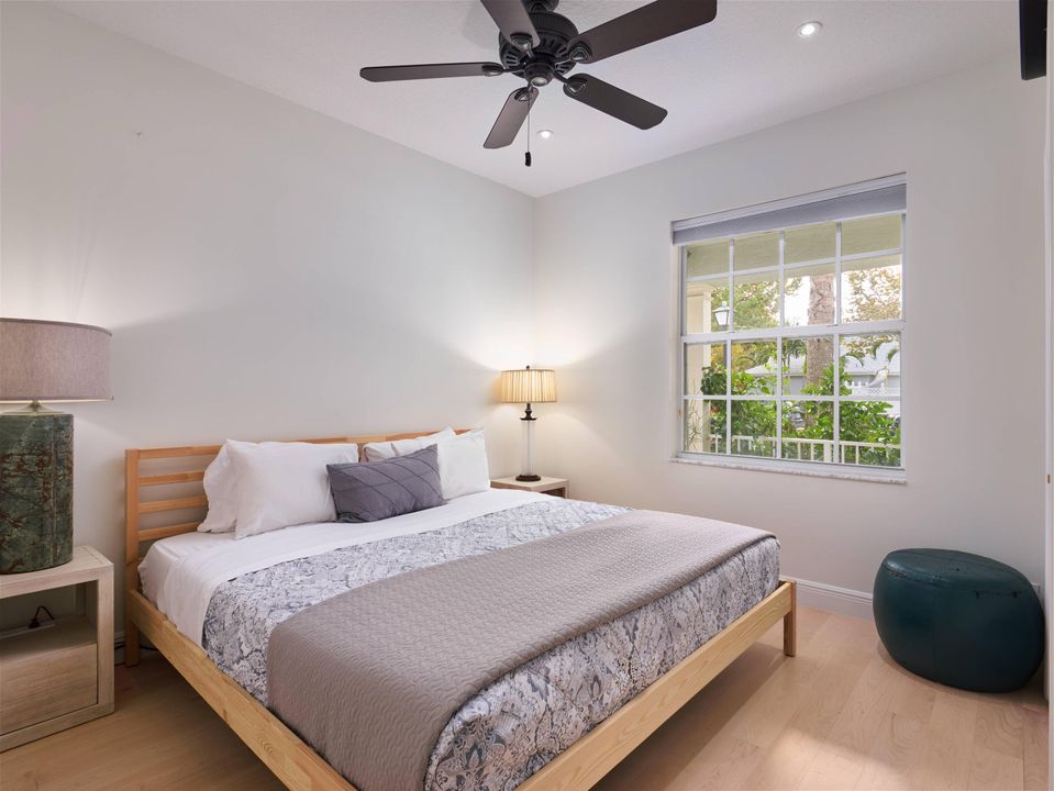 For Sale: $925,000 (3 beds, 2 baths, 2125 Square Feet)