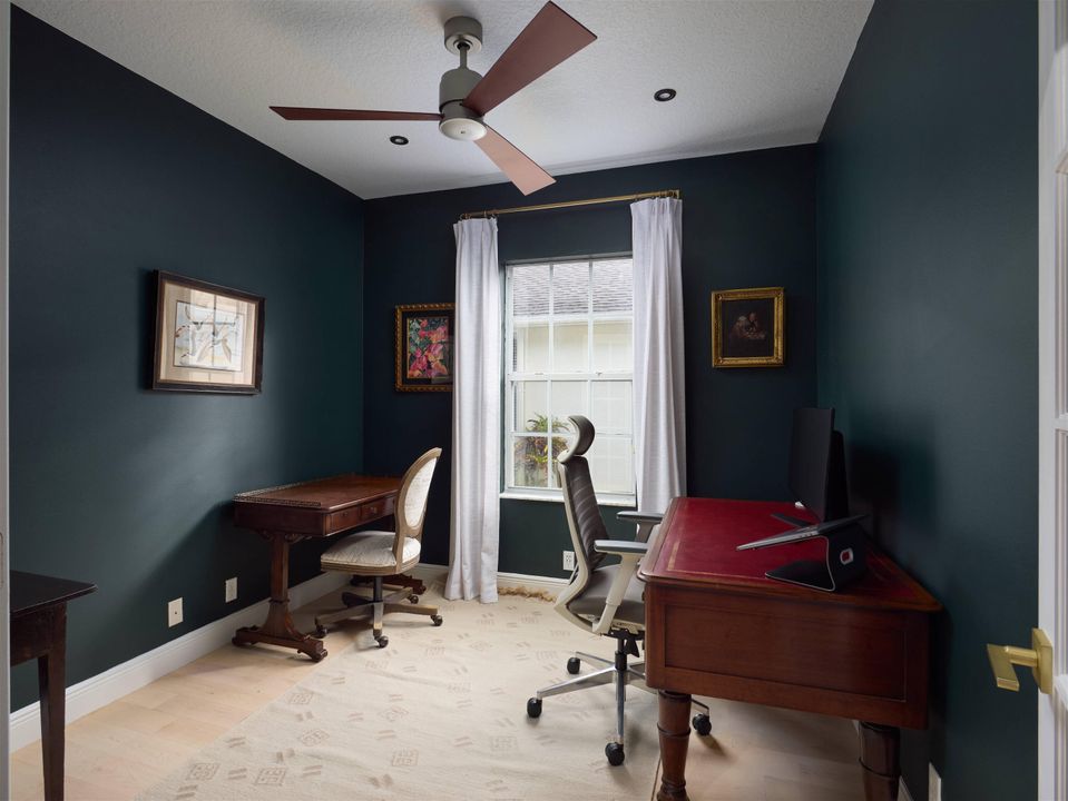 For Sale: $925,000 (3 beds, 2 baths, 2125 Square Feet)