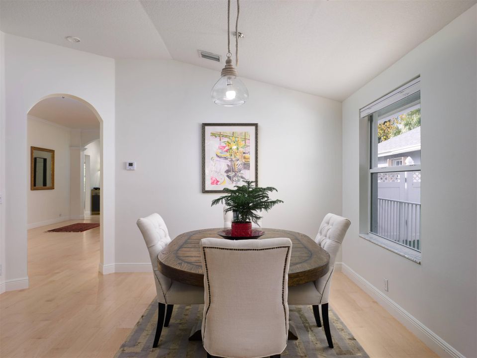 For Sale: $925,000 (3 beds, 2 baths, 2125 Square Feet)