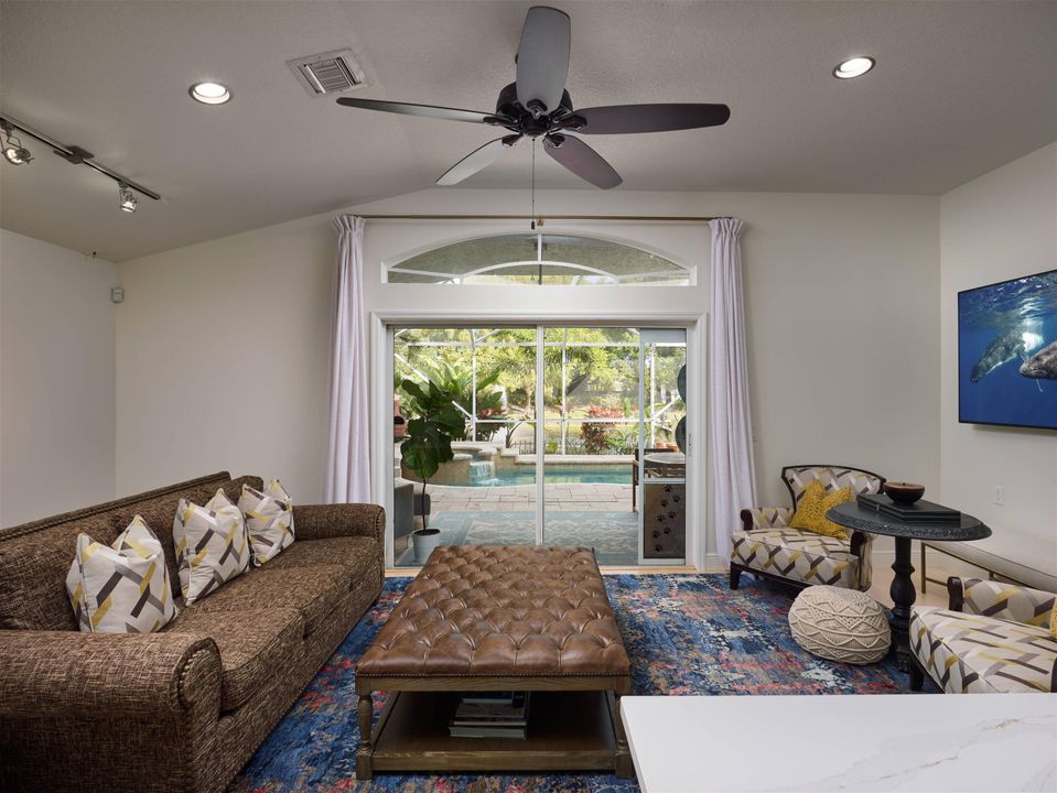 For Sale: $925,000 (3 beds, 2 baths, 2125 Square Feet)