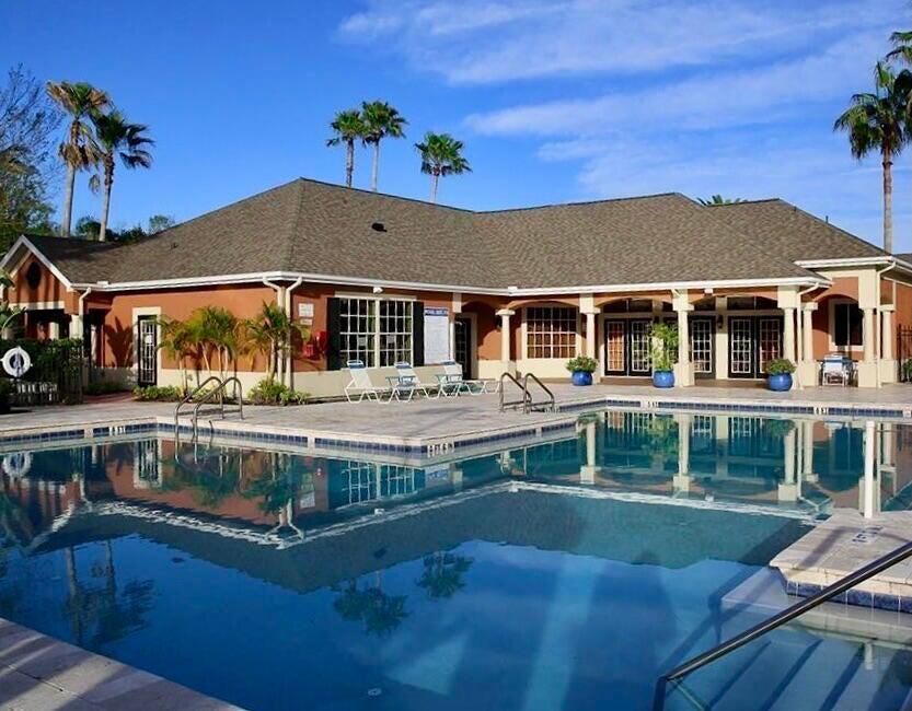 For Sale: $264,900 (3 beds, 2 baths, 1180 Square Feet)