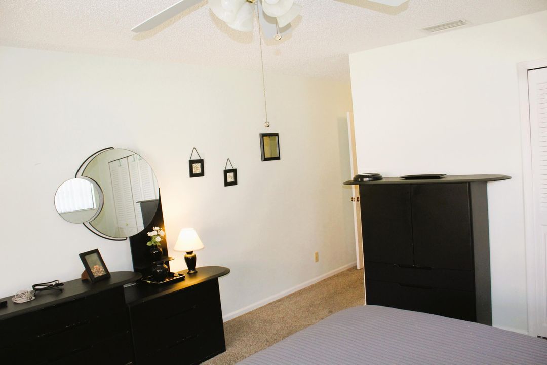 For Sale: $215,000 (2 beds, 2 baths, 1404 Square Feet)