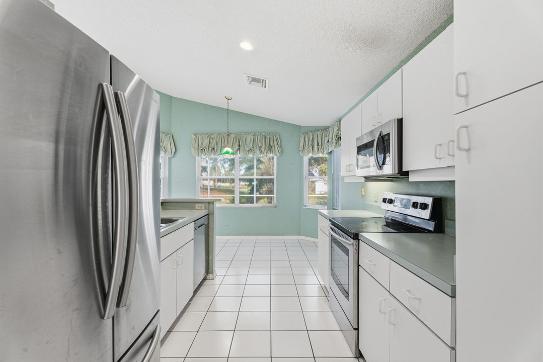 待售: $379,000 (3 贝兹, 2 浴室, 1748 平方英尺)