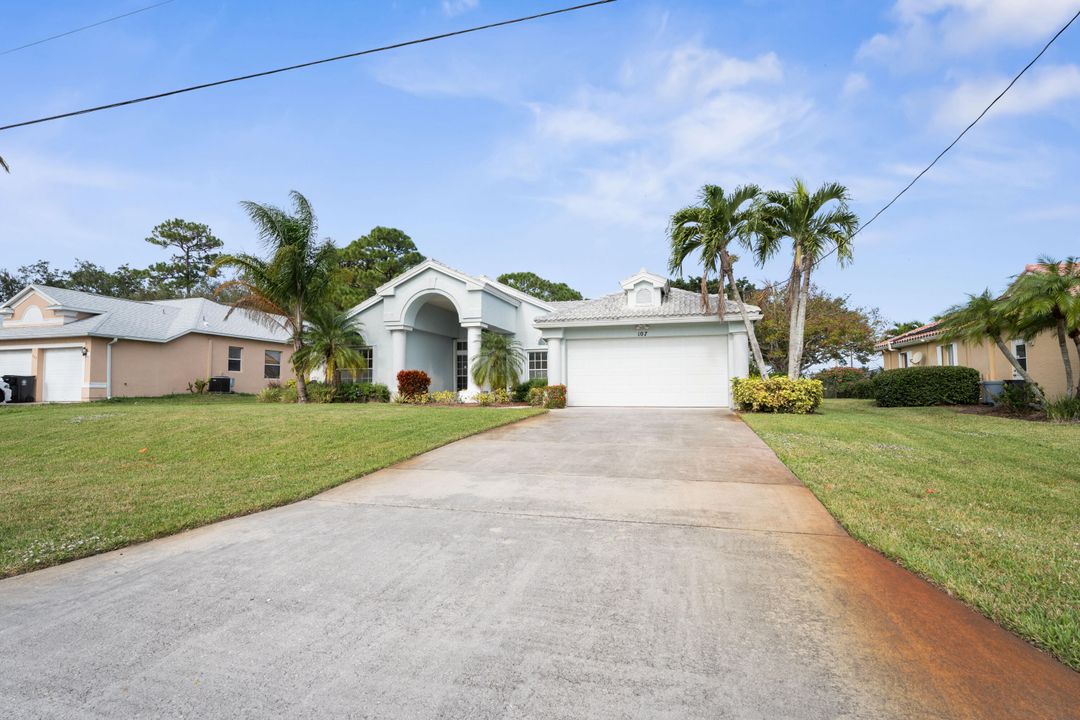 待售: $379,000 (3 贝兹, 2 浴室, 1748 平方英尺)