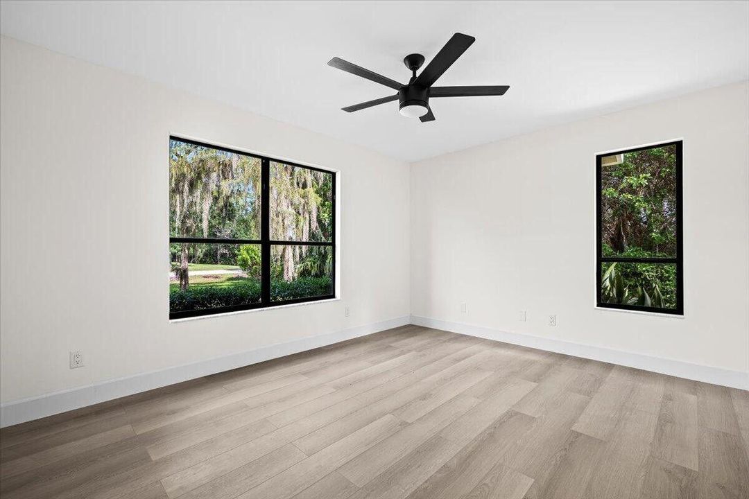 En Venta: $1,045,000 (3 camas, 2 baños, 2385 Pies cuadrados)