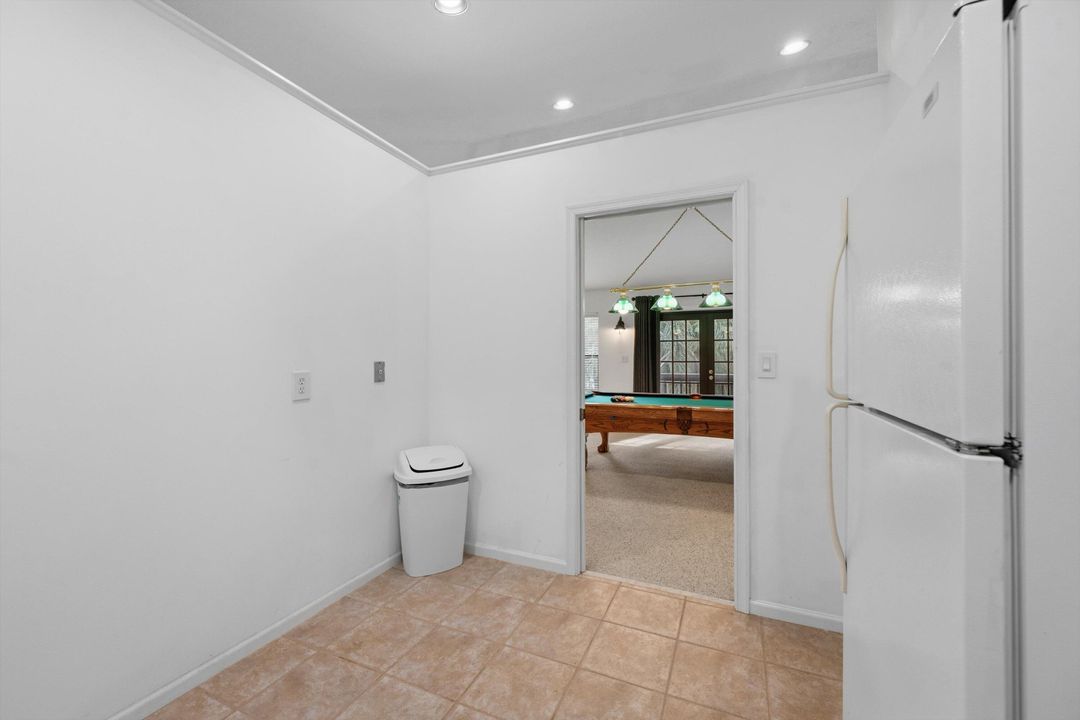 待售: $1,200,000 (5 贝兹, 2 浴室, 3500 平方英尺)