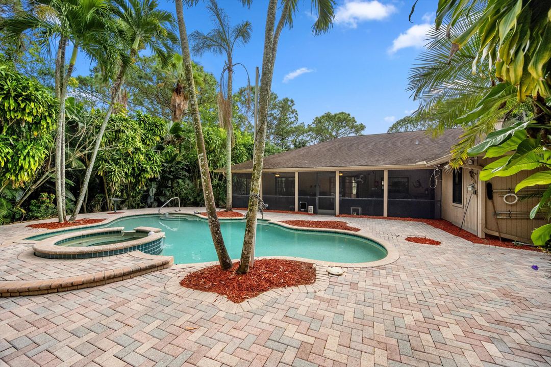 待售: $1,200,000 (5 贝兹, 2 浴室, 3500 平方英尺)