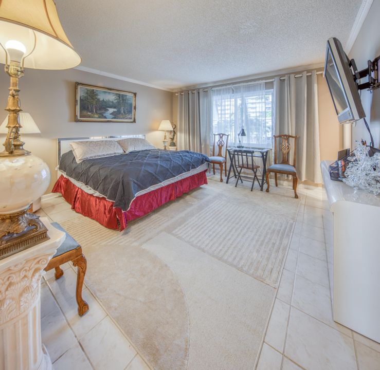 For Sale: $375,000 (2 beds, 2 baths, 1408 Square Feet)