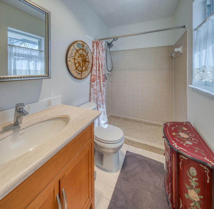 For Sale: $375,000 (2 beds, 2 baths, 1408 Square Feet)