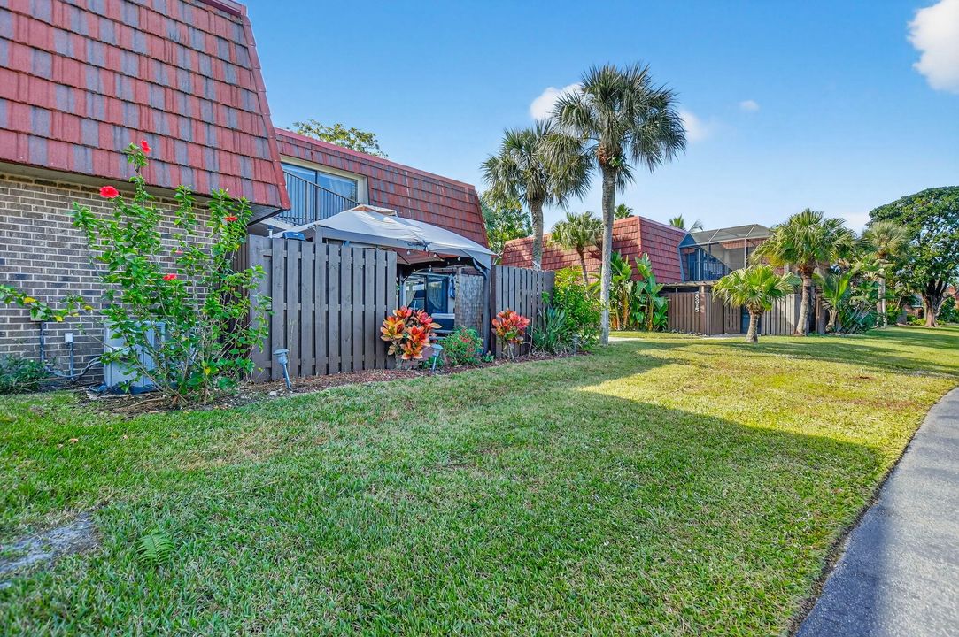 For Sale: $430,000 (3 beds, 2 baths, 1598 Square Feet)