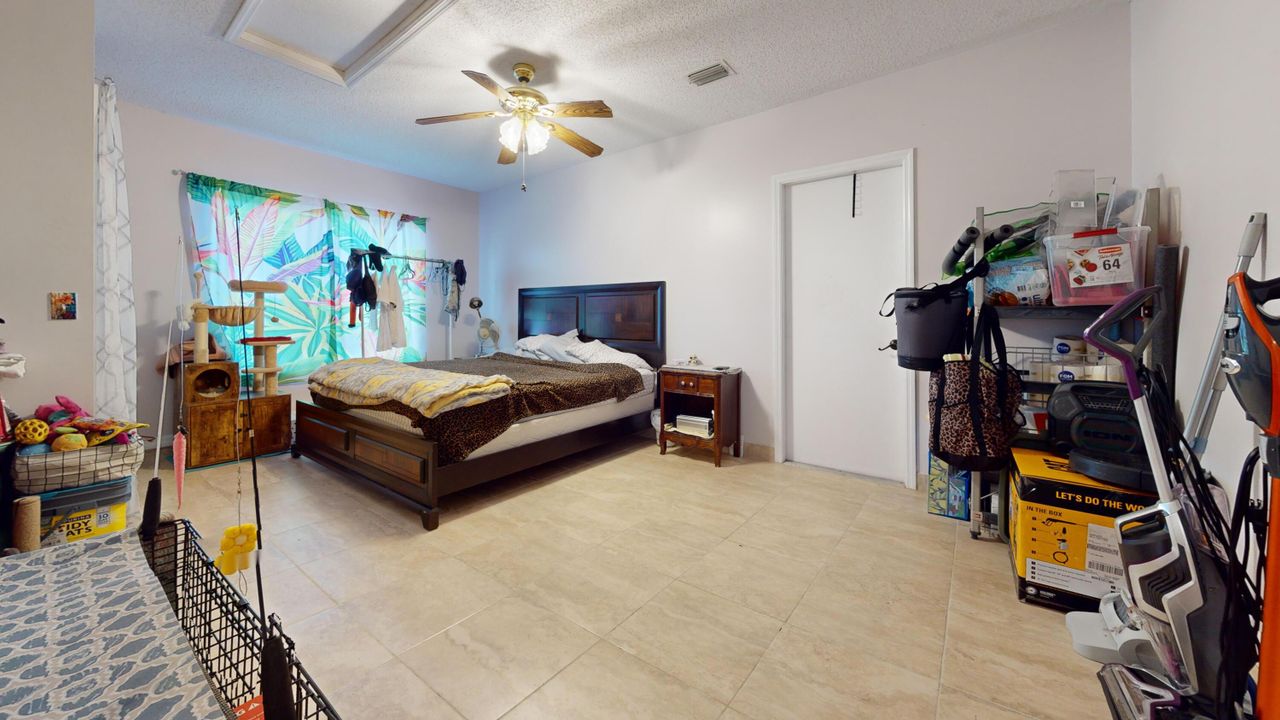 待售: $375,000 (3 贝兹, 2 浴室, 1824 平方英尺)