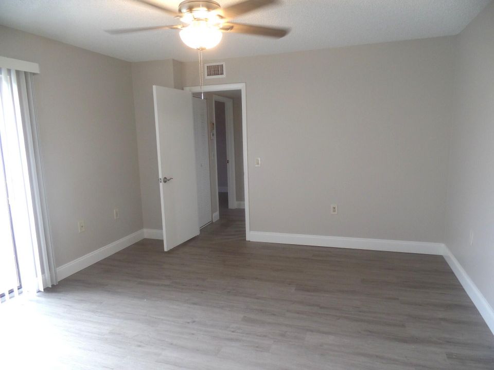 En Venta: $225,000 (2 camas, 2 baños, 1288 Pies cuadrados)