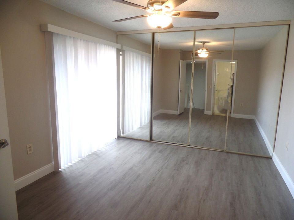 En Venta: $225,000 (2 camas, 2 baños, 1288 Pies cuadrados)